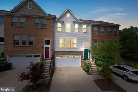 207 Natural Ter SW, Leesburg, VA 20175
