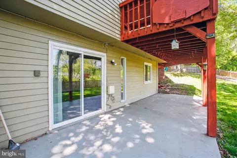 Exterior - 9 Rheims Ct, Sterling, VA 20164 photo 8 of 20