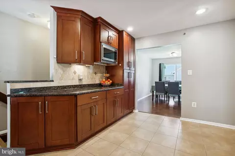 Entry Way - 9 Rheims Ct, Sterling, VA 20164 photo 1 of 5