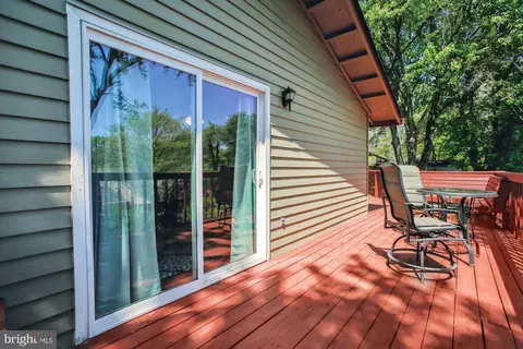 Exterior - 9 Rheims Ct, Sterling, VA 20164 photo 11 of 20
