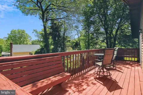 Exterior - 9 Rheims Ct, Sterling, VA 20164 photo 13 of 20