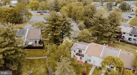 View/Area - 34 Carousel Ct, Sterling, VA 20164 photo 1 of 2