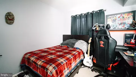 Bedroom - 34 Carousel Ct, Sterling, VA 20164 photo 1 of 3