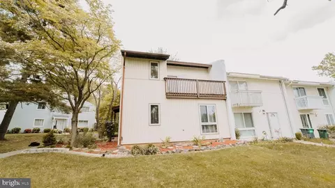 Exterior - 34 Carousel Ct, Sterling, VA 20164 photo 3 of 3