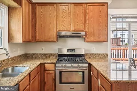 20552 Wake Ter, Sterling, VA 20165 photo 12