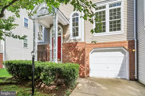 20552 Wake Ter, Sterling, VA 20165