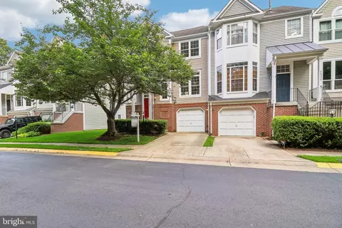 20552 Wake Ter, Sterling, VA 20165 photo 2