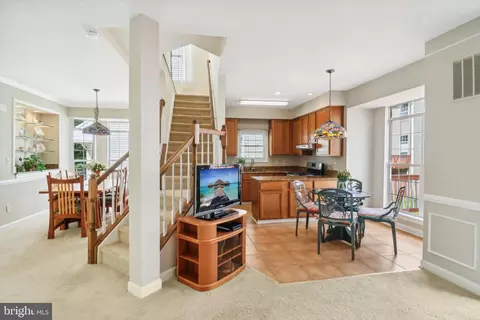 20552 Wake Ter, Sterling, VA 20165 photo 9