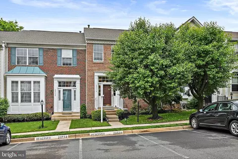 20734 Hollow Falls Ter, Sterling, VA 20165