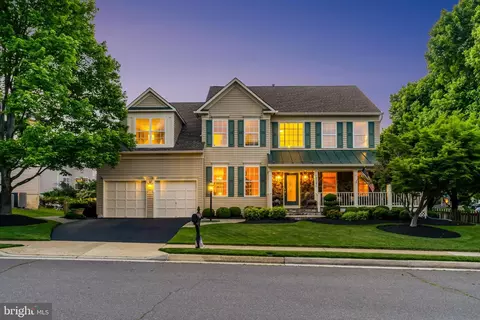 43392 Covent Garden Dr, Ashburn, VA 20147