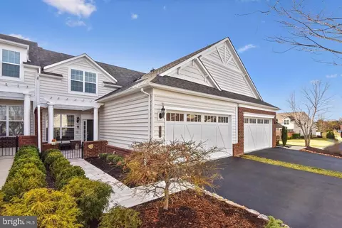 20428 Casablanca Dr, Ashburn, VA 20147