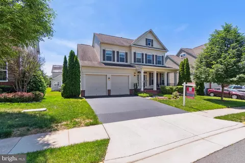 42539 Rosalind St, Ashburn, VA 20148