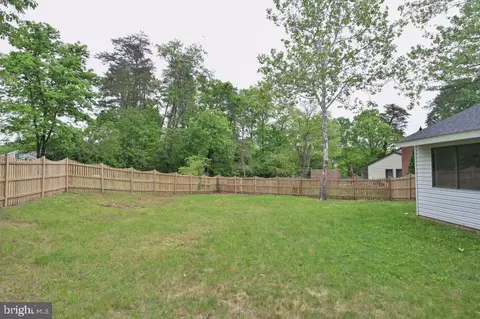 Exterior - 8 Rheims Ct, Sterling, VA 20164 photo 4 of 6