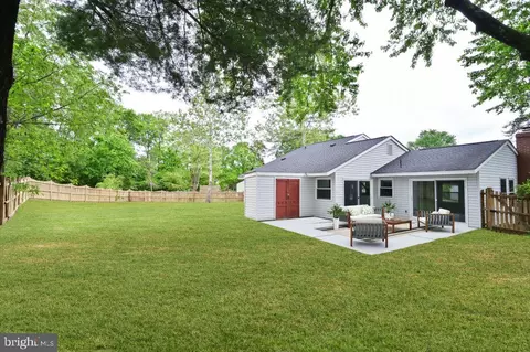 Exterior - 8 Rheims Ct, Sterling, VA 20164 photo 6 of 6