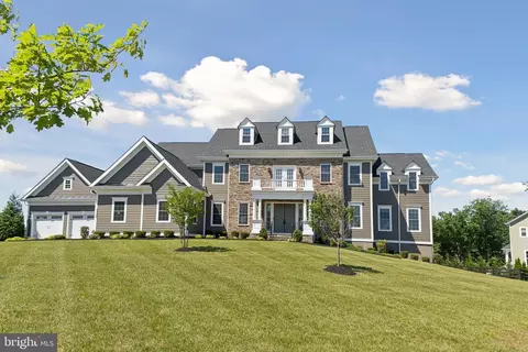 25925 Cameron Walk Pl, Aldie, VA 20105