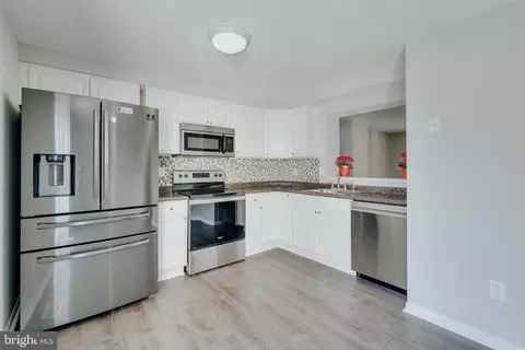 43853 Chloe Ter, Ashburn, VA 20147 photo 15