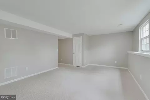43853 Chloe Ter, Ashburn, VA 20147 photo 46
