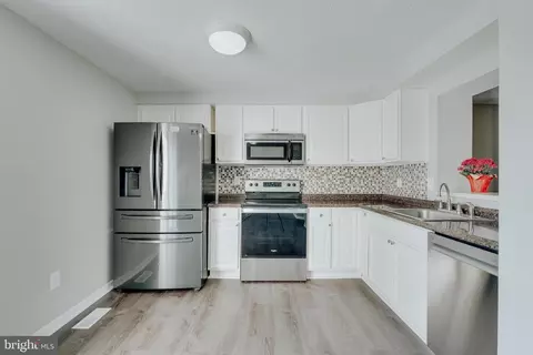 43853 Chloe Ter, Ashburn, VA 20147 photo 16