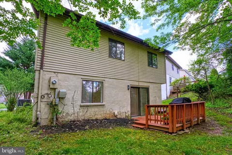 206 Keyes Ct, Sterling, VA 20164 photo 30