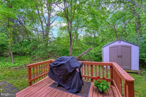 206 Keyes Ct, Sterling, VA 20164 photo 29