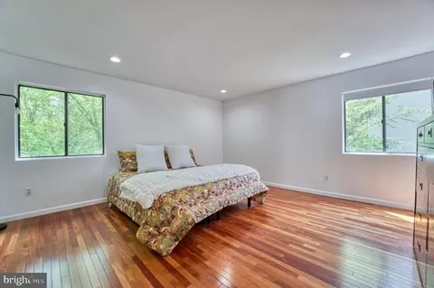 206 Keyes Ct, Sterling, VA 20164 photo 17