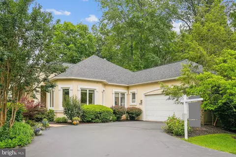 20856 Waterbeach Pl, Sterling, VA 20165
