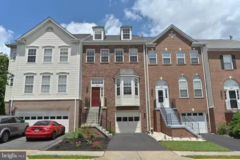 684 Mcleary Sq SE, Leesburg, VA 20175