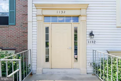 1132 Huntmaster Ter NE #301, Leesburg, VA 20176
