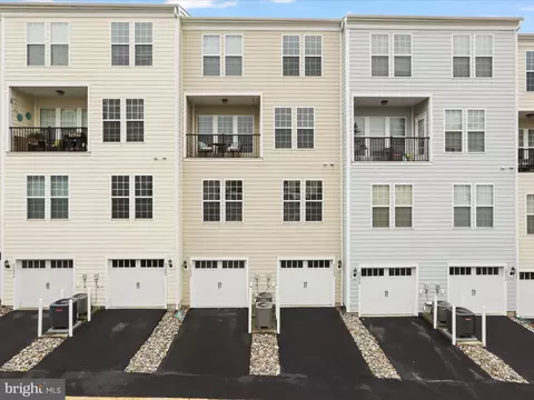 20600 Maitland Ter, Ashburn, VA 20147 photo 37