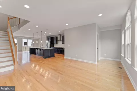 Entry Way - 43388 Charitable St, Ashburn, VA 20148 photo 7 of 11