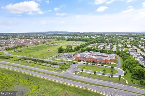 View/Area - 43388 Charitable St, Ashburn, VA 20148 photo 4 of 5