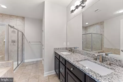 Bath - 43388 Charitable St, Ashburn, VA 20148 photo 2 of 2