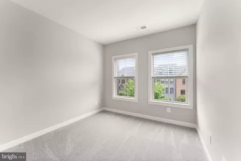 Bedroom - 43388 Charitable St, Ashburn, VA 20148 photo 5 of 6