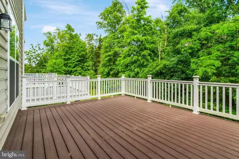 Exterior - 22292 Pinecroft Ter, Ashburn, VA 20148 photo 5 of 7