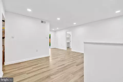 Other - 301 E Amhurst St, Sterling, VA 20164 photo 1 of 10