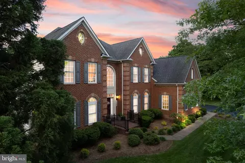 19090 Dalton Points Pl, Leesburg, VA 20176