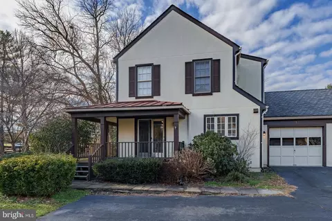 5 Linden Hill Way SW, Leesburg, VA 20175