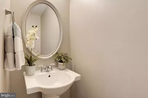 20742 Apollo Ter, Ashburn, VA 20147 photo 11