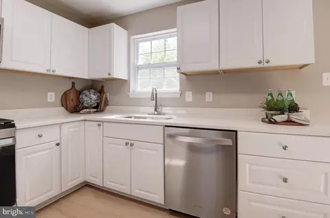 20742 Apollo Ter, Ashburn, VA 20147 photo 18