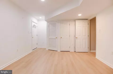 20742 Apollo Ter, Ashburn, VA 20147 photo 43