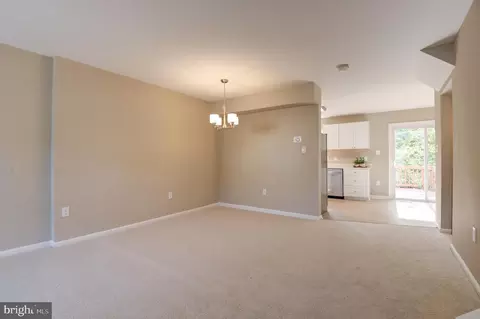 20742 Apollo Ter, Ashburn, VA 20147 photo 12