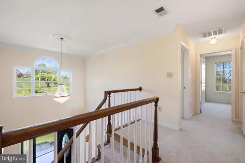 Entry Way - 16698 Hamilton Station Rd, Hamilton, VA 20158 photo 11 of 14