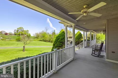 Exterior - 16698 Hamilton Station Rd, Hamilton, VA 20158 photo 13 of 27