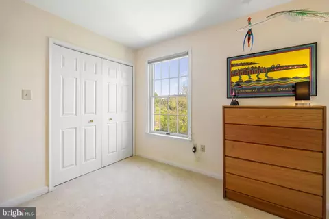 Bedroom - 16698 Hamilton Station Rd, Hamilton, VA 20158 photo 6 of 8