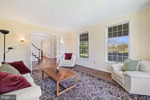 Living - 16698 Hamilton Station Rd, Hamilton, VA 20158 photo 1 of 4