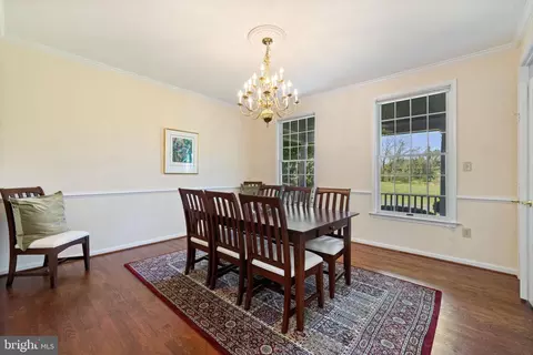 Dining - 16698 Hamilton Station Rd, Hamilton, VA 20158 photo 3 of 5