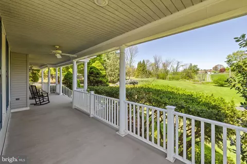Exterior - 16698 Hamilton Station Rd, Hamilton, VA 20158 photo 12 of 27