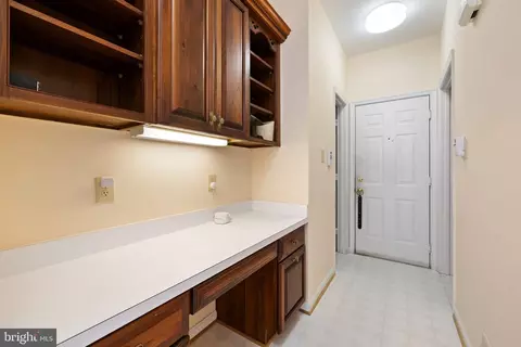 Entry Way - 16698 Hamilton Station Rd, Hamilton, VA 20158 photo 8 of 14