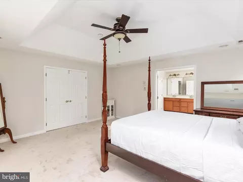 Bedroom - 25904 Stinger Dr, Chantilly, VA 20152 photo 3 of 8