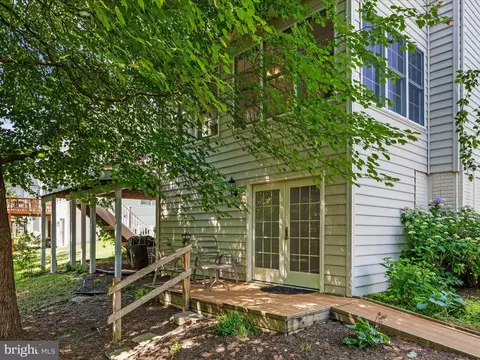Other - 25904 Stinger Dr, Chantilly, VA 20152 photo 6 of 7